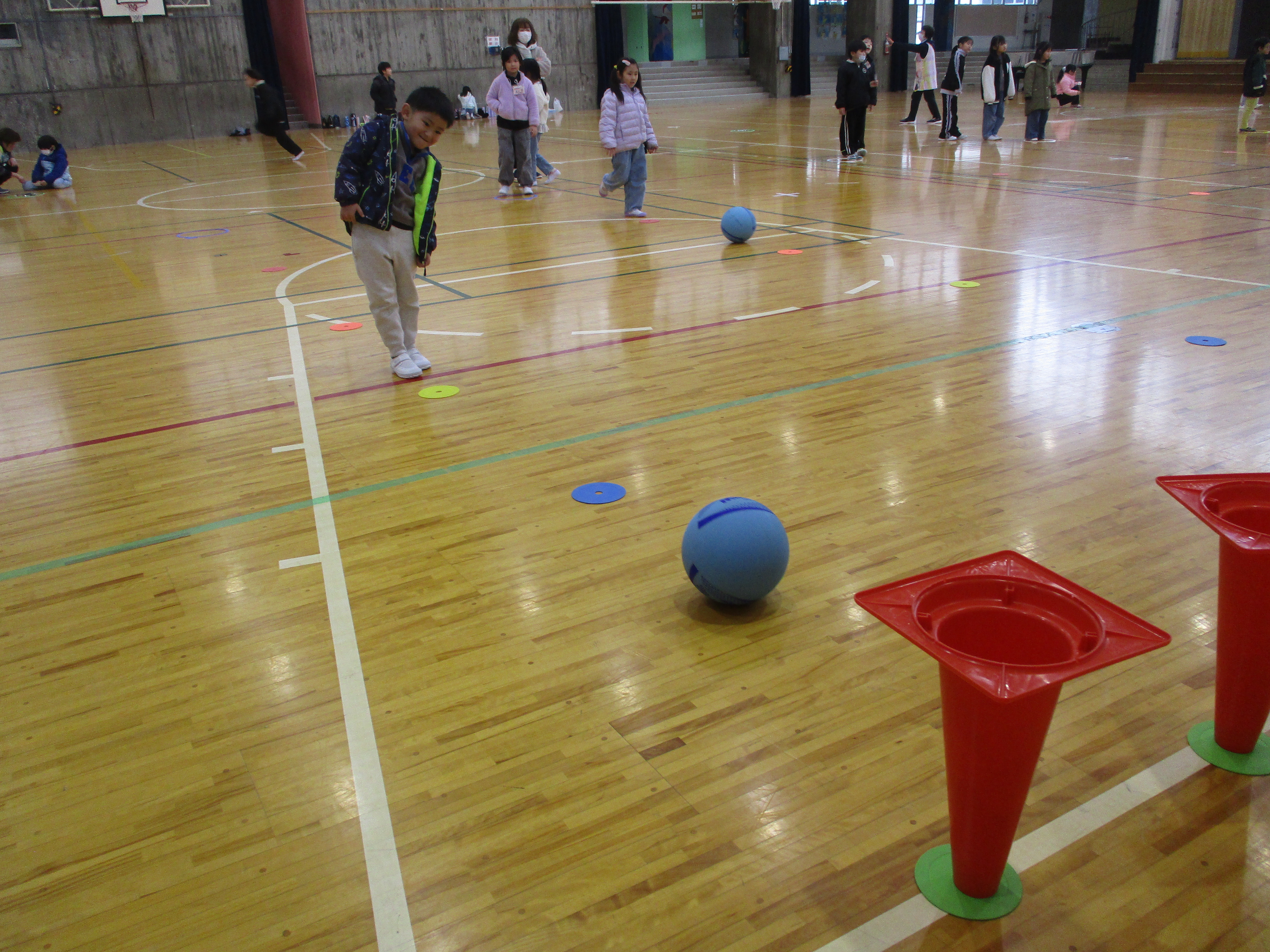 ����������