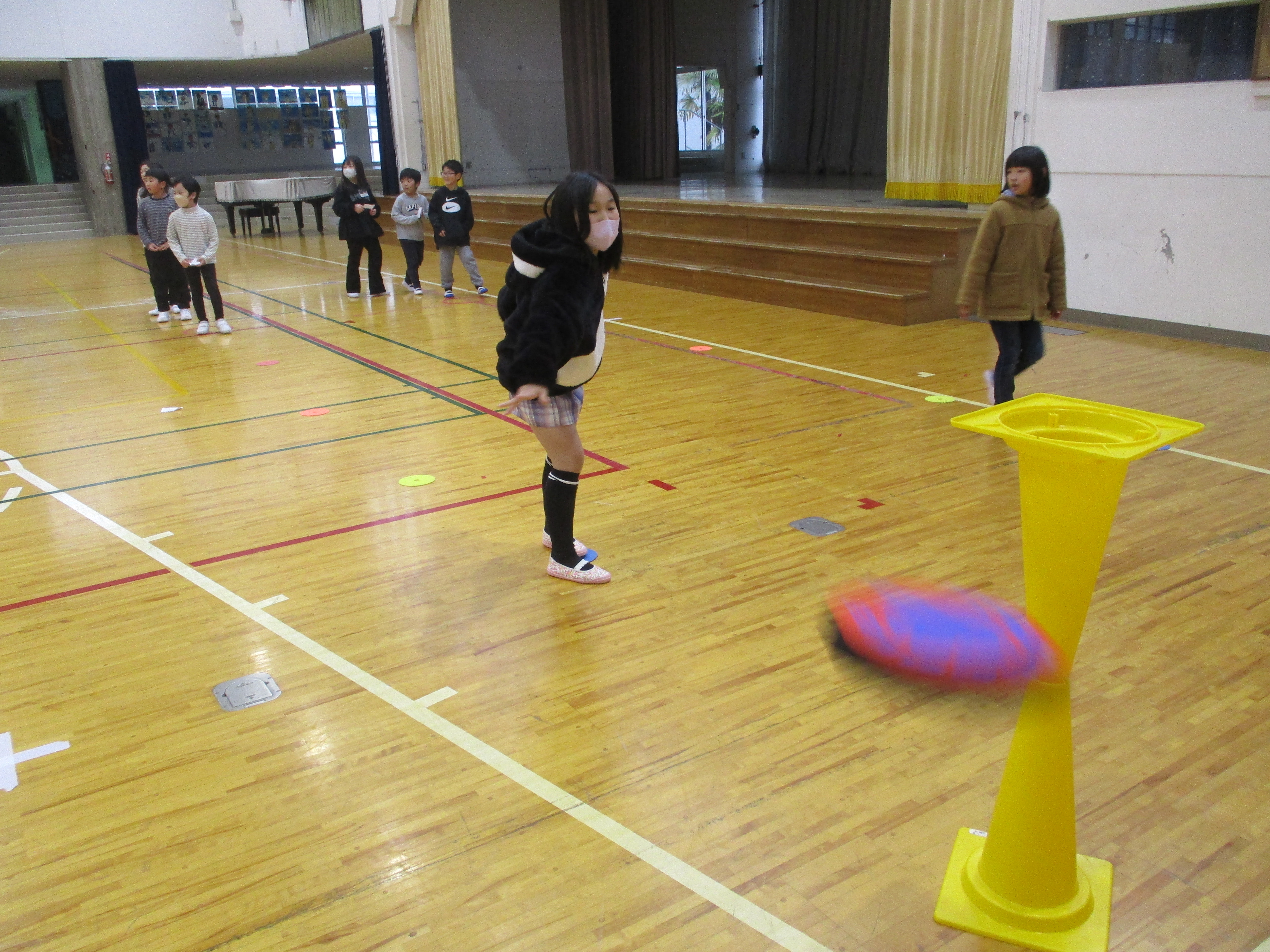 ����������