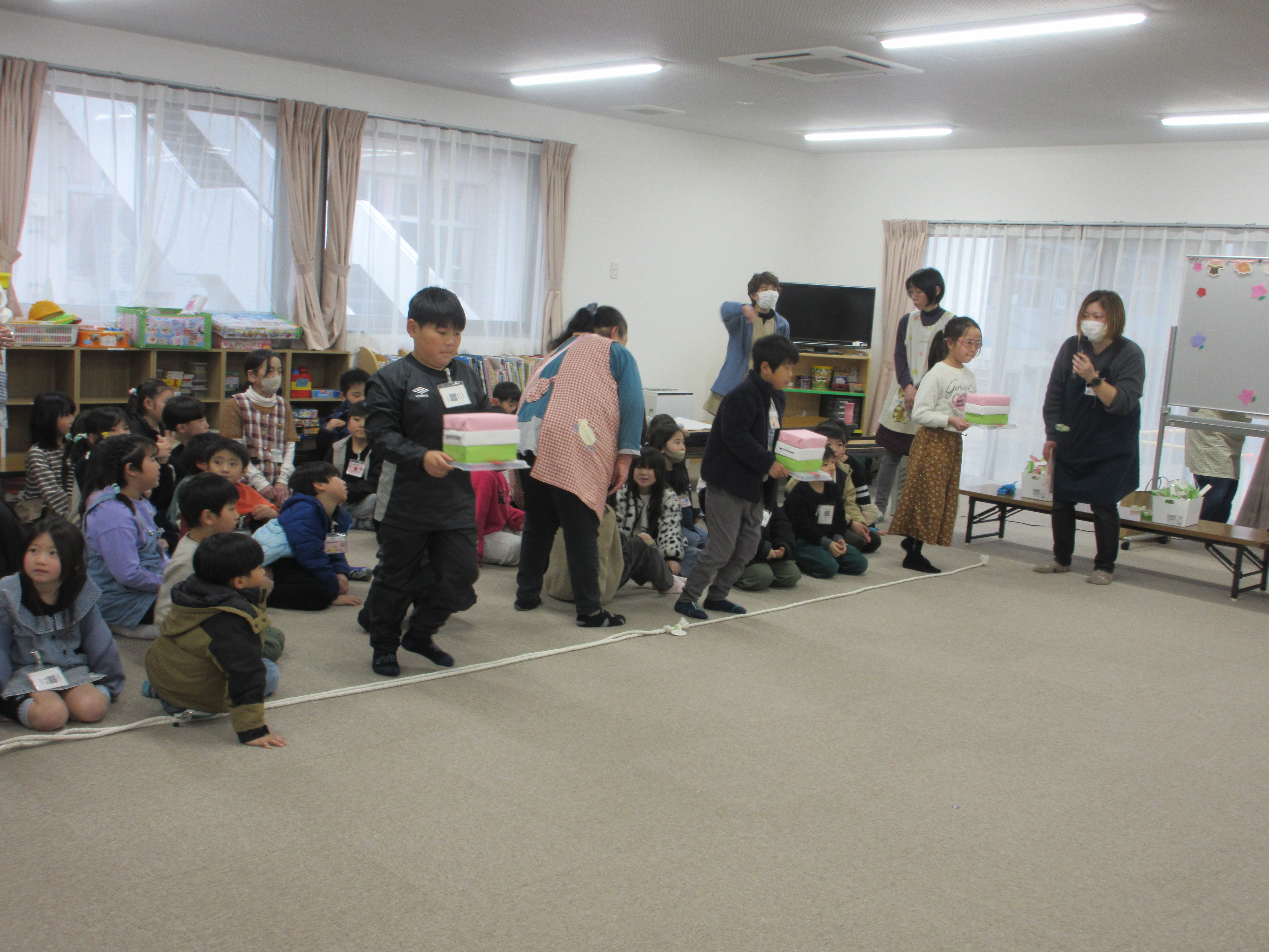 ����������