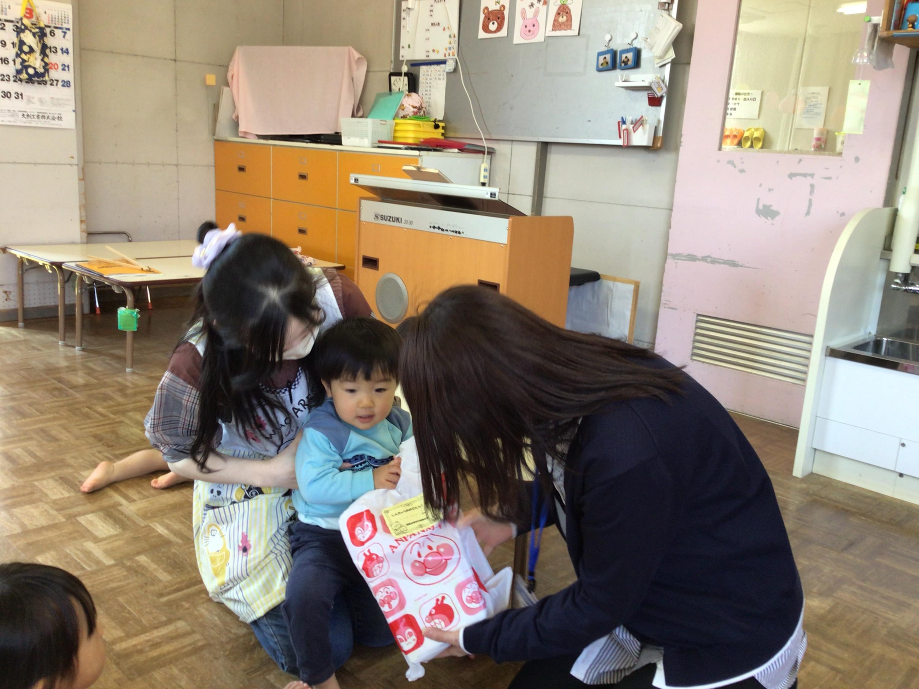 ����������